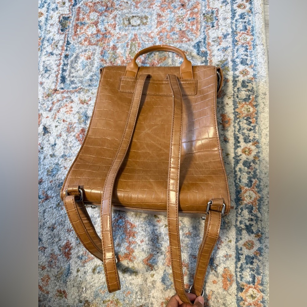 Huser backpack - Picture 2 of 3